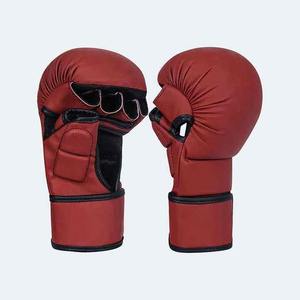 Venta al por mayor de artes marciales personalizadas y guantes de boxeo de cuero de microfibra Kickboxing guantes de boxeo Fight Workout - Product Image 4