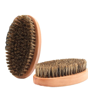 Brosse à barbe en bois MORGANS INDUSTRIES avec poils de cheval, manche écologique, idéale pour les voyages, pour le soin masculin - Product Image 2