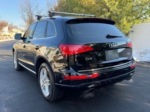 Q-5 2015 d'occasion en excellent état, transmission automatique 8 vitesses, transmission intégrale, 220 CV, 2L 14 2.OT, SUV noir, crossover, transmission automatique, à vendre - Product Image 4