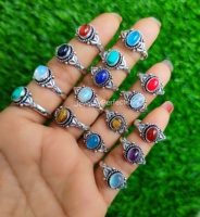 Bagues de mode en gros les plus tendances Mélange naturel de pierres précieuses Plaqué argent sterling Étanche Bijoux en laiton Fine Gift Purpose 009