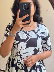 ชุดเดรสแบบชิ้นเดียวแขนยาวพิมพ์ลายดอกไม้สำหรับผู้หญิงชุดเดรสผ้าไหมสำหรับงานแต่งงานงานปาร์ตี้สไตล์อินเดียสำหรับผู้ใหญ่ - Product Image 3