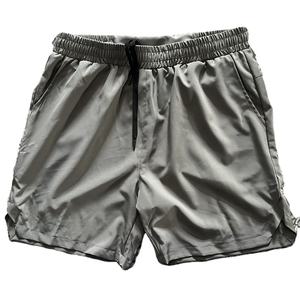Short de sport d'été décontracté pour hommes 100% Polyester taille élastique avec logo string bord fendu séchage rapide pour short de sport expédition DDP - Product Image 1
