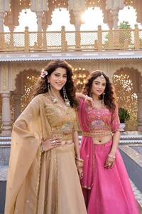 Lahenga Choli de Diseño para Fiesta, con Bordado Pesado Especial para Funciones de Mehndi, Trabajo de Hilo con Lentejuelas y Moti, Completamente Cosido, de Algodón y Seda, con Cancan - Product Image 4