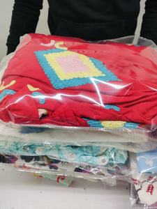 เสื้อเบลาส์โบฮีเมียนปักลายเรขาคณิตแขนจีบเป็นชั้นที่น่าทึ่งเสื้อผ้าชายหาดสไตล์โบฮีเมียนเปิดไหล่ - Product Image 6