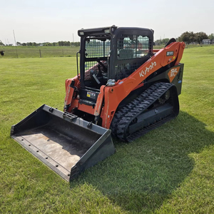 Chargeuse compacte SVL97-2 Kubota utilisée à deux vitesses 9143 Air Ride Tip Load 17.7 Track Size Rubber Track Type ROPS Enclosed Vinyl - Product Image 5