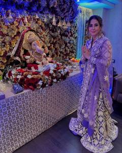 Style pakistanais indien lourd Net séquence broderie travail pierre travail longues Anarkali robes Net Dupatta ensemble pour les fêtes d'été - Product Image 6