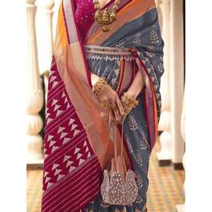 Sari en soie Patola gris enchanteur, imprimé numérique, vêtement de performance festif - Product Image 3