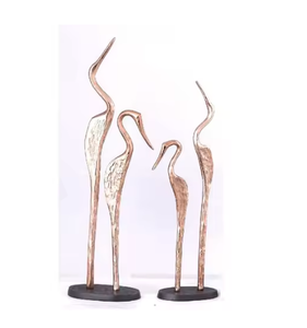 Sculpture moderne en métal poli Sculptures de feuilles en laiton léger Ornements pour la maison Restaurants et cafés Décoration Arrivée chaude - Product Image 4