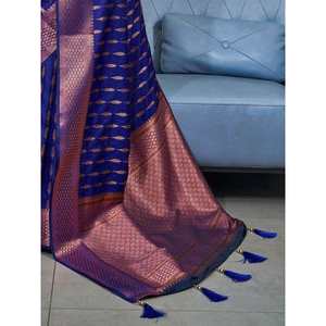 ผ้าไหมแจ็คการ์ดสีน้ำเงินสวยงามพร้อมเสื้อสำหรับใส่ในงานอาชีพ - Product Image 3