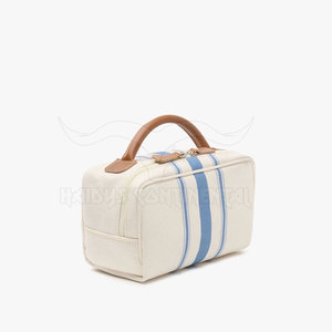 New Arrival Cordura <b>Makeup</b> Pouch Durable <b>Vanity</b> Bag Zipper Closure Fashionable Letter Pattern Design Customizable Colors & Logo - Product Image 3