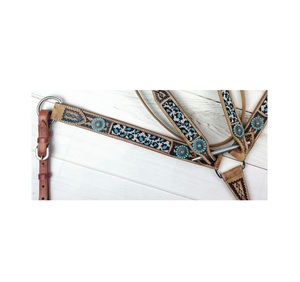 Vente chaude Beige Premium Qualité Cuir Cheval Headstall & Collier De Poitrine Tack Set avec Blue Conchos Designer Accessoires D'équitation - Product Image 3