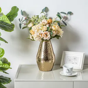 Vase à fleurs en fer de conception côtière durable pour la décoration de la maison, vase décoratif en métal fait à la main pour le salon, la chambre à coucher et le bureau - Product Image 2