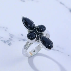 Bague en argent 925 avec pierre précieuse en onyx noir naturel, forme mixte, bijoux fins - Product Image 2
