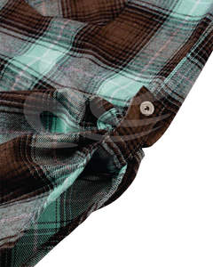 Blusa de algodón a cuadros de gran tamaño para mujer diseñada para la comodidad con cuello nítido mangas completas y tela ligera - Product Image 6