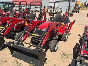Tractor Compacto Rojo con Tracción en las 4 Ruedas, Tractor Utilitario Agrícola con Cargador Frontal y Retroexcavadora para Trabajos en Campos y Jardines - Product Image 6
