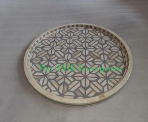 Plateau rond fait main en incrustation d'os abstrait Plateau de service en résine et MDF de taille personnalisée pour la maison Plateau décoratif à bas prix - Product Image 2