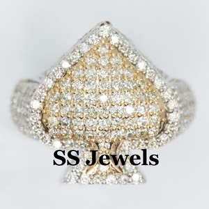 Bague de style champion personnalisée en argent 925, hip-hop, forme de pique, diamants en moissanite VVS, plaqué rhodium, sertissage à griffes, cadeau d'anniversaire pour homme - Product Image 2