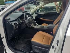 Voiture d'occasion de qualité abordable, Le-x-us N-X 30-0h 2020, conduite à gauche - Product Image 4