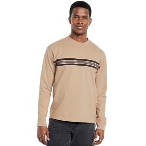 T-shirt beige à manches longues pour hommes avec motif à rayures sur la poitrine Col rond élégant Coton doux Tenue décontractée Confortable Automne Haut tendance - Product Image 5