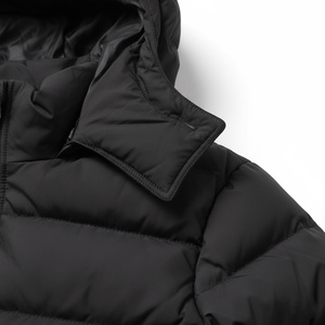 Veste matelassée en coton à capuche noire pour femmes, fournisseur d'usine OEM, vente en gros, fabrication sur mesure, vêtements d'extérieur chauds d'hiver tendance - Product Image 5