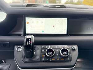 Land Rover Defender 110 S AWD 2023 Usado, Color Azul Intenso, Volante a la Izquierda, Asientos de Cuero, Transmisión Automática, Rines de Aleación, Sistema de Navegación - Product Image 5