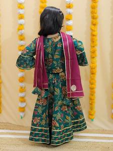 Hermoso hecho a mano indio Ghaghra Choli nuevo diseñador Lehenga Choli para niños niñas vestido tradicional Navratri Wear (1-12 años) - Product Image 3