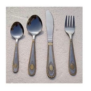 Offre Spéciale – Ensemble de Couverts Traditionnels en Acier Inoxydable Argenté avec Manche en Titane Argenté et Doré – Sûr et Sain pour un Usage Quotidien - Product Image 3