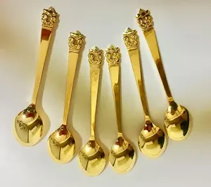 Ensemble de cuillères de qualité supérieure en acier inoxydable avec revêtement PVD doré, parfait pour les mariages élégants et les articles de service élégants à la maison - Product Image 6