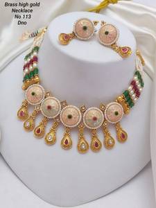 Venta al por mayor de oro alto 18 catálogo completo collar boda y fiesta desgaste ropa accesorio - Product Image 5