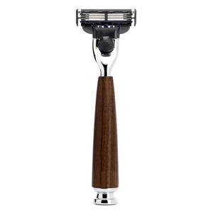 Wholesale Shave Edge Hotel Amenities <b>Set</b> High Quality Wood Handle Shaver Kit Best-Selling Travelling Triple Blade Face Bikini - Product Image 1