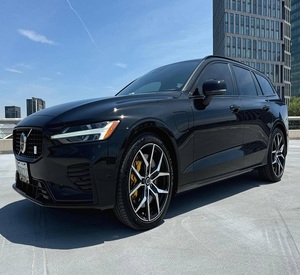 2024วอลโว่ T8 polestar ประมูล V60 FWD เทอร์โบเกียร์ธรรมดาที่นั่งหนังภายในมีไฟ