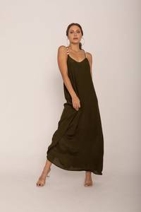 OEM 2024 robes décontractées personnalisées pour femmes débardeur tricoté en coton vierge sans manches robe midi d'été faite à la main - Product Image 2