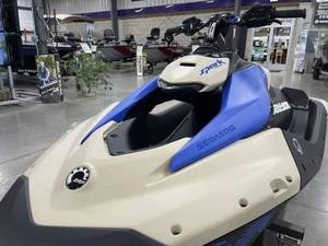 เจ็ตสกี Sea-Doo รุ่นใหม่ ปี 2025 เครื่องยนต์ดีเซลแบบ Inboard 2 สูบ - Product Image 3
