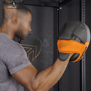 Coussin de frappe incurvé en cuir PU de haute qualité, de couleur orange noir, de différentes formes, bon fournisseur - Product Image 3