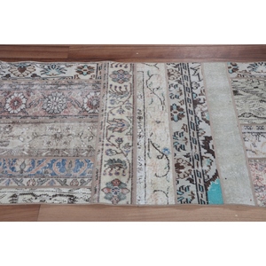 Tapis turc patchwork 2,6x11 pieds, marron arc-en-ciel géométrique avec éléments floraux, tapis vintage - Product Image 3
