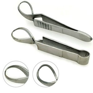 Pince à serviette ophtalmique WORLD PRECISION SURGICAL, Pince de drapage chirurgical, Pince à serviette pour microscopie, Instrument en acier inoxydable - Product Image 3