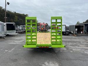 รถพ่วงบรรทุกแบบแบน 83x24 21K รุ่นใหม่ สำหรับงานหนัก แบบเพลาคู่ ระดับพื้นต่ำ สำหรับขนย้ายรถยนต์และเครื่องจักรก่อสร้าง - Product Image 3