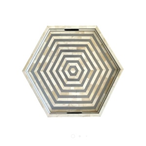Plateaux de service indiens à rayures en os fabriqués à la main plateaux décoratifs hexagonaux noirs maison américaine taille personnalisée décorations pour la maison tendance - Product Image 2