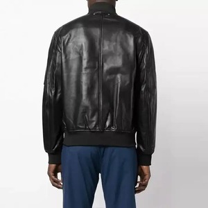 Nouvelle veste en cuir d'hiver pour homme, design personnalisé OEM, style décontracté vintage, imperméable, écologique, avec épaulettes, pour motard - Product Image 3