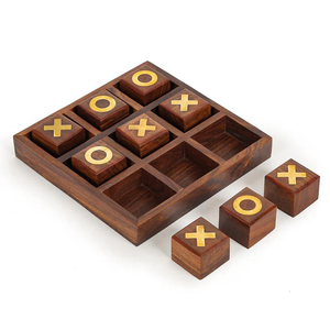 Vaisselle de jeu en bois tic tac toe personnalisée cadeau parfait pour table d'anniversaire article décoratif de salon - Product Image 1