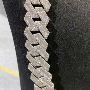 สร้อยคอเงินแท้ 925 แบบคิวบัน ประดับด้วยโมอิสซาไนต์ทรงเหลี่ยมเจียระไนแบบบริลเลียนท์ สี D ความสะอาด VVS1 สวยงามโดดเด่น สามารถปรับแต่งสีได้ สไตล์ฮิปฮอป - Product Image 3