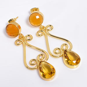 ต่างหูอัญมณีทองเหลืองชุบทอง14K สำหรับผู้หญิงเครื่องประดับอัญมณีทองเหลืองทำด้วยมือส่งออกเครื่องประดับทองเหลืองตามสั่ง - Product Image 1