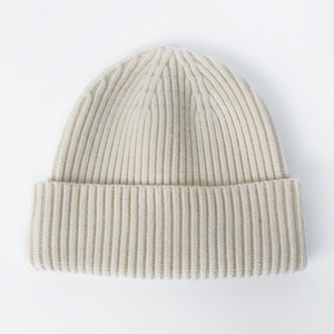 2026 fabricantes de alta calidad al por mayor sombrero de invierno equipado cálido acrílico Color sólido Unisex Jacquard bordado gorro personalizado - Product Image 3