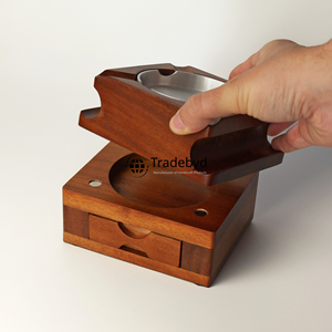 Cenicero de madera Premium Tradebyd, Cenicero de madera tallada, soporte duradero de estilo ecológico hecho a mano para fumadores y decoración - Product Image 5