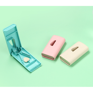 กล่องยาพร้อมที่ตัดยา รุ่น PC0011 - Product Image 1