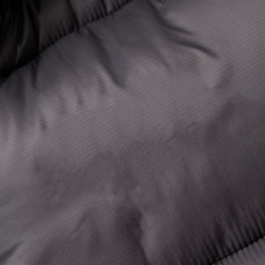 Vêtements d'extérieur Veste matelassée imperméable personnalisée pour hommes Veste matelassée brillante et chaude d'hiver pour hommes - Product Image 2