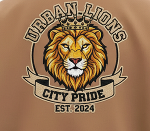 Veste en Caramel et Varsity |   Blouson bomber vintage de style universitaire avec patch - Product Image 3