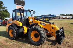Chargeurs télescopiques JCB Tele 540-180 de 18 m à vendre - Product Image 4
