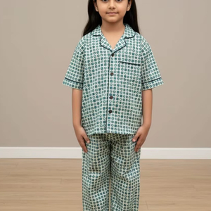 Conjunto de pijamas con estampado personalizado de primavera para niña, camisa de manga larga, pantalones, conjuntos de 2 piezas, pijamas cómodos al por mayor, ropa de dormir - Product Image 1
