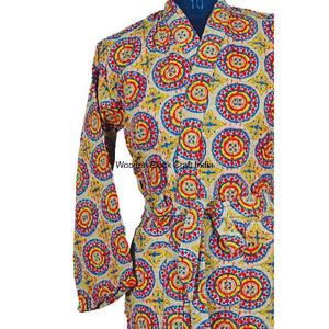 Robe kimono d'hiver confortable, réversible, faite à la main, en coton biologique 100% pur, tricotée et matelassée, respectueuse de l'environnement - Product Image 5